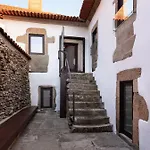 Casa De Santa Cruz